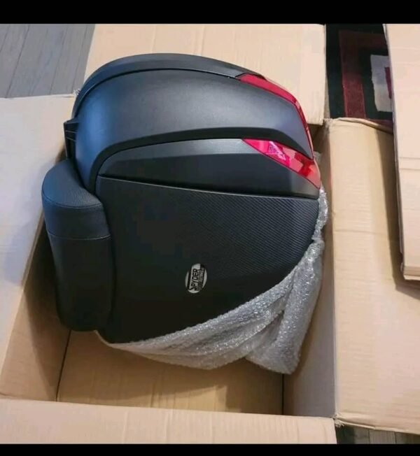 3 Saddle Bags (Top Case And Side Bags With All Mounting Hardwares)