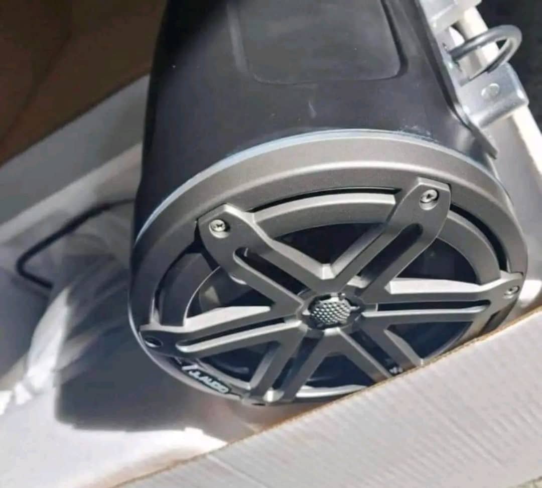 DS18 Speakers For CanAm