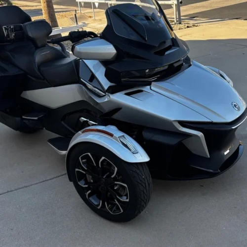 2022 Can-Am SPYDER ROADSTER. Sea-to-Sky RT